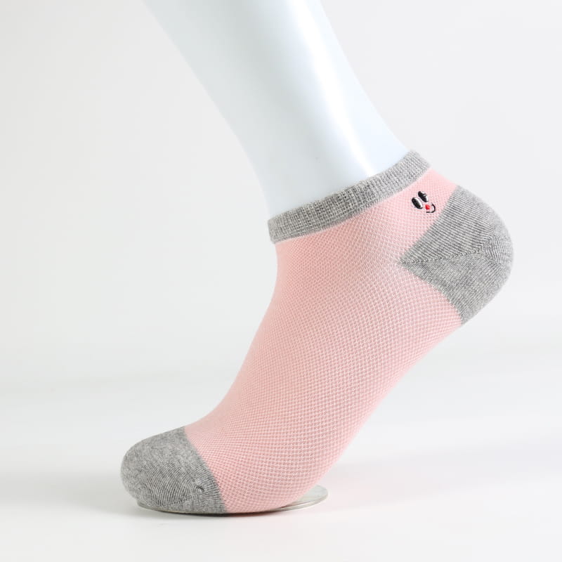 Chaussettes respirantes en coton pour femmes, nouveau design, haute qualité, robe à la mode, chaussettes à la cheville