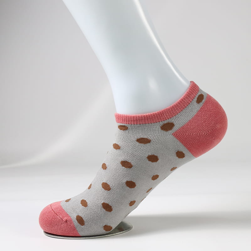 Printemps extrême doux de haute qualité mode belles nouvelles chaussettes en soie filée en vrac en gros