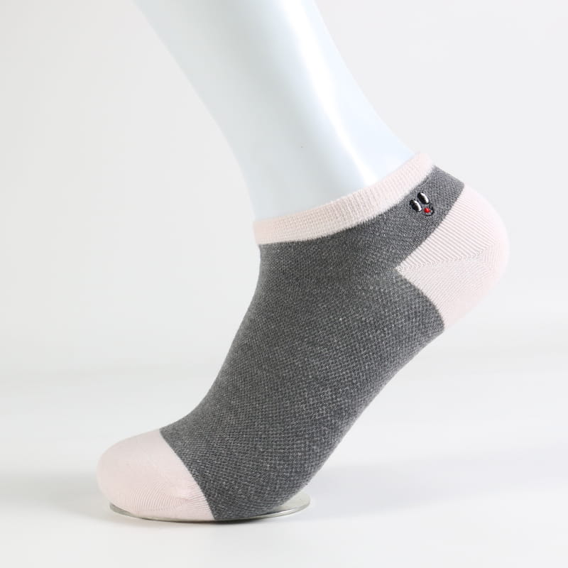 Chaussettes respirantes en coton pour femmes, nouveau design, haute qualité, robe à la mode, chaussettes à la cheville