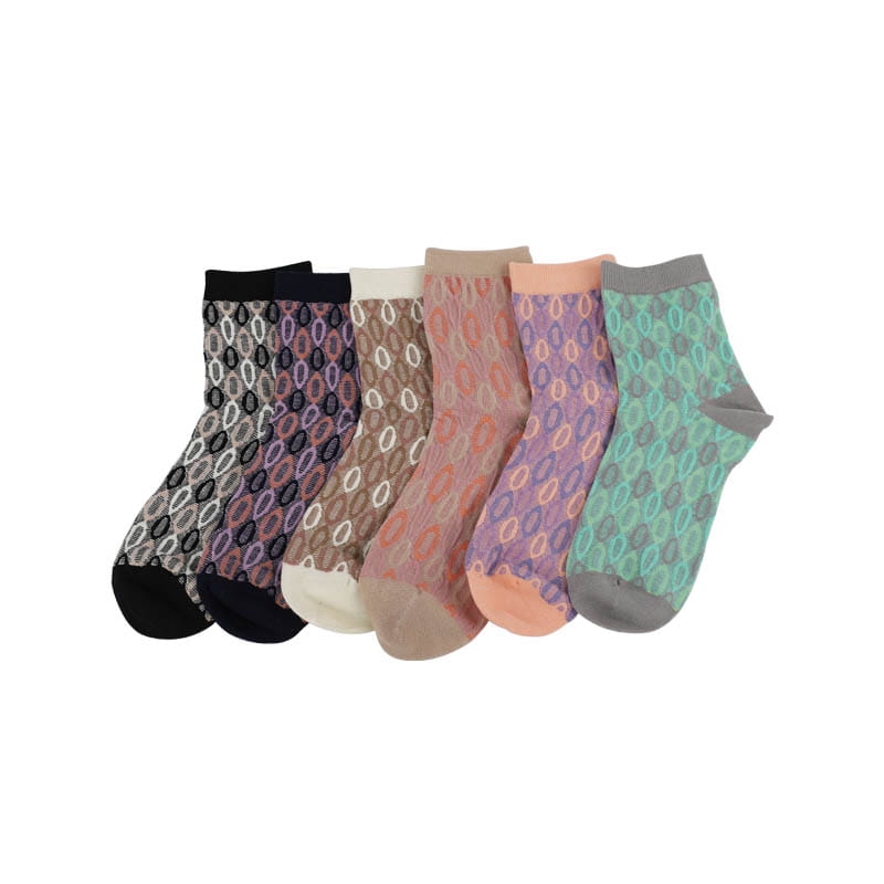 Version coréenne des chaussettes élégantes et confortables en coton peigné doux pour femmes sauvages d'automne et d'hiver