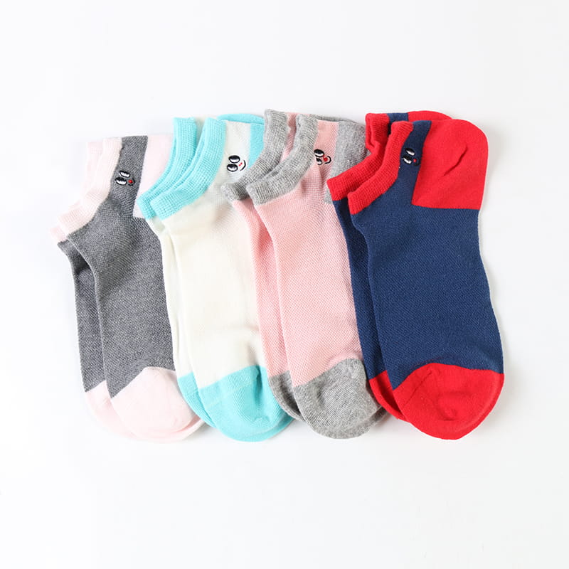 Chaussettes respirantes en coton pour femmes, nouveau design, haute qualité, robe à la mode, chaussettes à la cheville