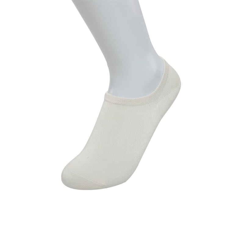 Chaussettes femme ultra fines en coton peigné nylon couleur auron plates cousues main