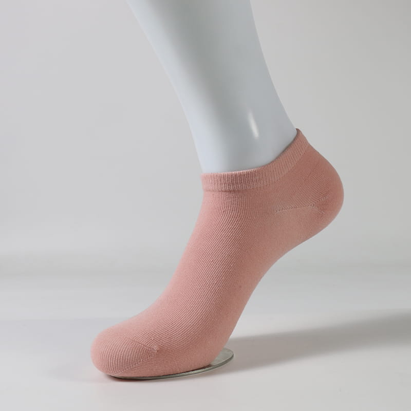 Offre spéciale de haute qualité respirant solide bonbons femmes cheville chaussettes colorées