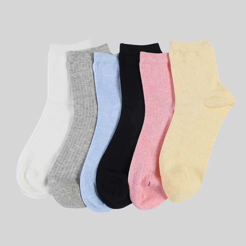 6 couleurs en gros coton Teen Tube blanc Crew femmes chaussettes d'hiver