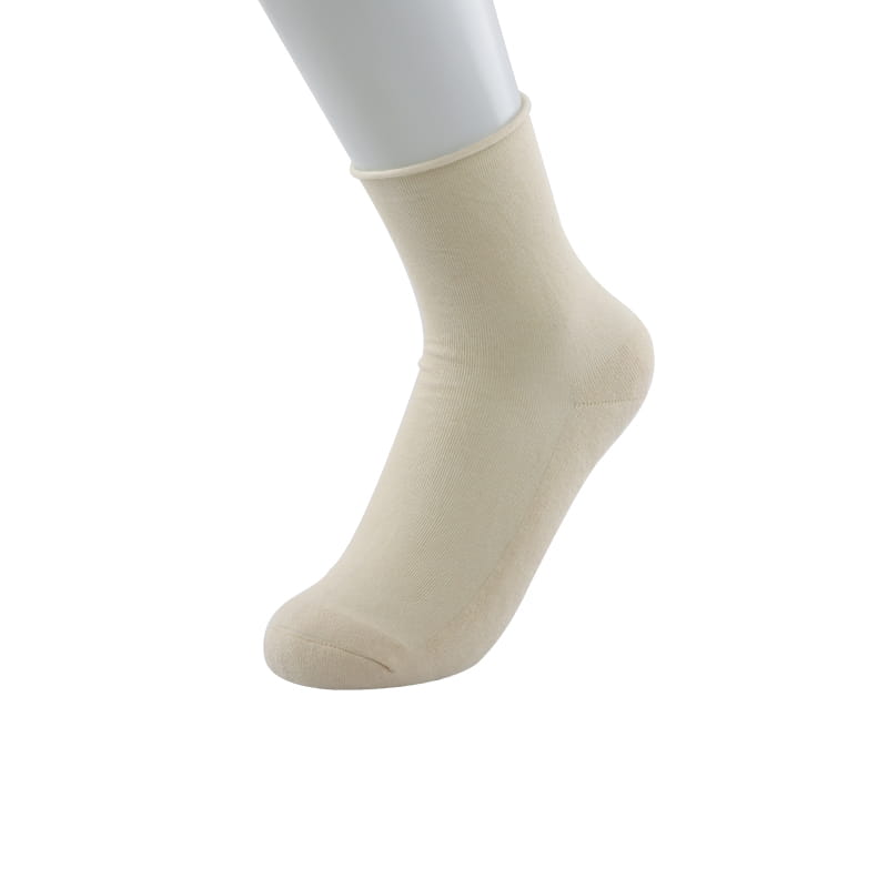 Chaussettes décontractées pour femmes en coton de couleur naturelle douce