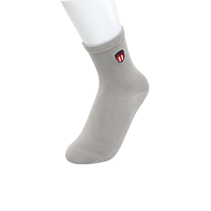 Noeud brodé en soie super douce avec chaussettes renforcées cousues à la main pour femme.