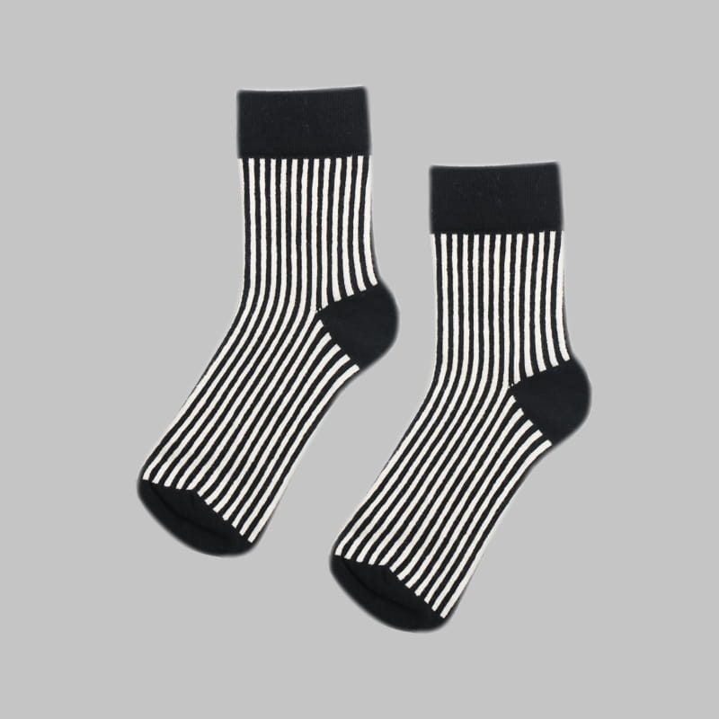 Chaussettes coréennes tricotées en coton peigné pour adultes, vente en gros, à rayures, pour femmes