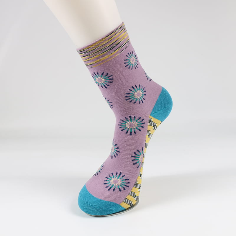 Chaussettes mignonnes à motifs de fleurs pour femmes, en coton imprimé artistique, personnalité créative et colorée, automne hiver