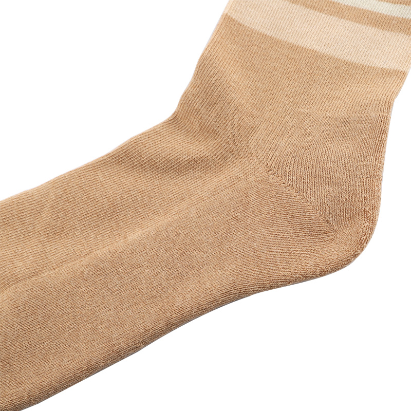 Chaussettes en coton de couleur naturelle pour femmes, absolument confortables, antibactériennes, déodorantes, nouvelle collection d'automne, en éponge épaisse