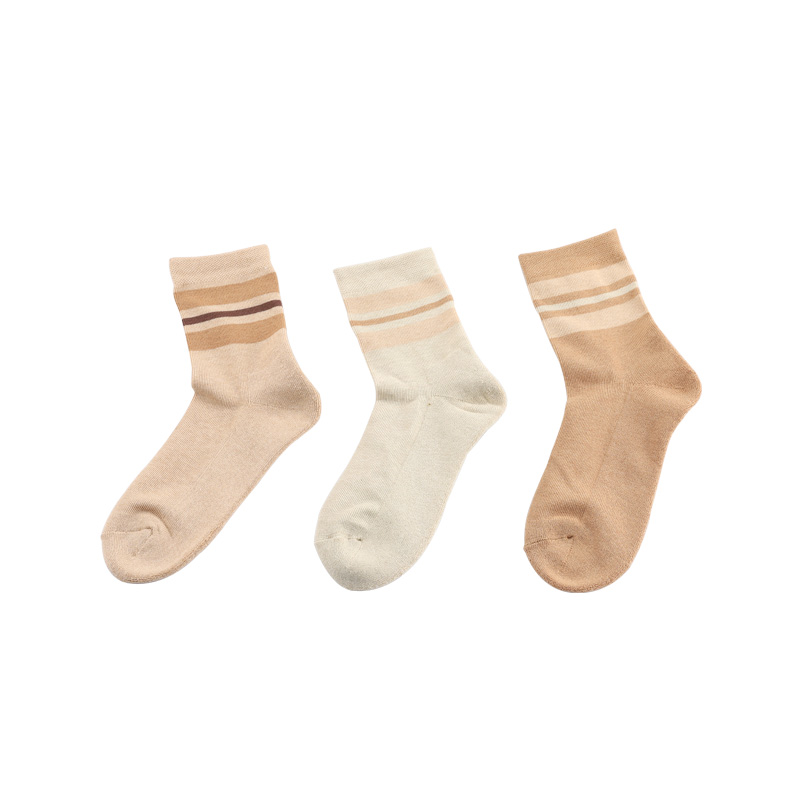 Chaussettes en coton de couleur naturelle pour femmes, absolument confortables, antibactériennes, déodorantes, nouvelle collection d'automne, en éponge épaisse