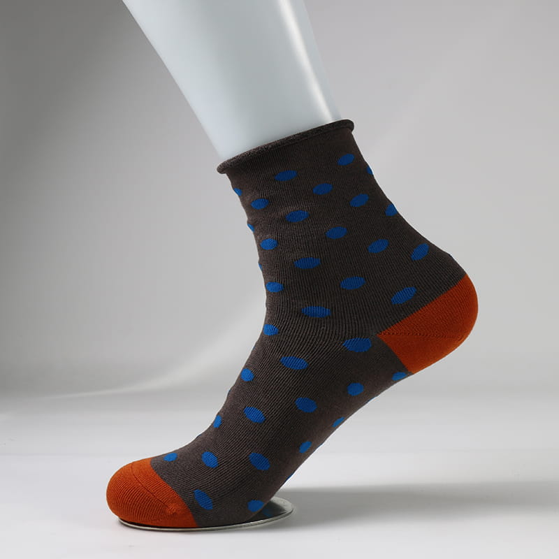 Chaussettes super douces en jacquard de soie filée à pois pour femmes