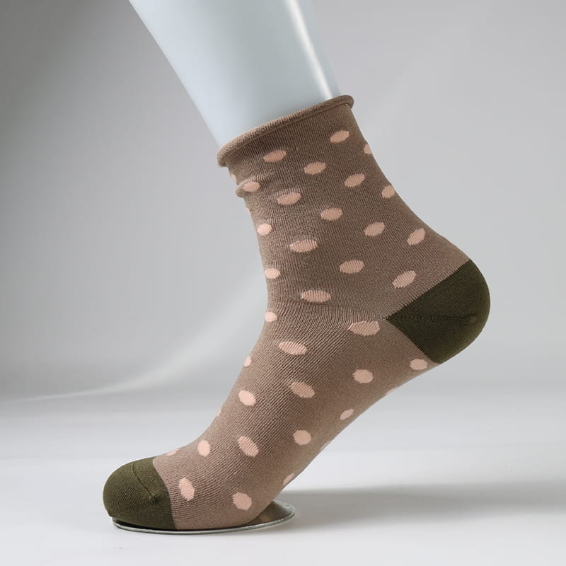 Chaussettes super douces en jacquard de soie filée à pois pour femmes