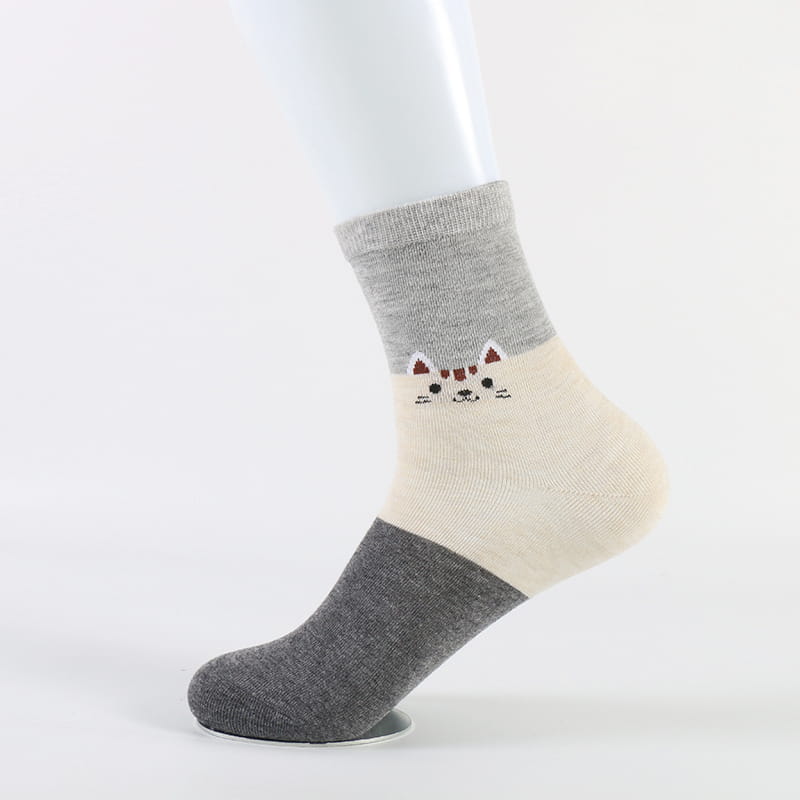 Chaussettes de dame super douces en jacquard de soie filée de chat de bande dessinée de mode