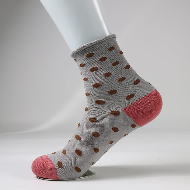 Chaussettes super douces en jacquard de soie filée à pois pour femmes