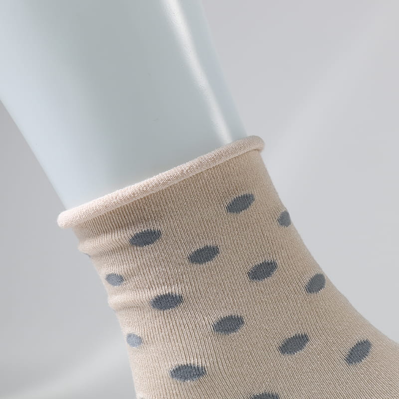 Chaussettes super douces en jacquard de soie filée à pois pour femmes