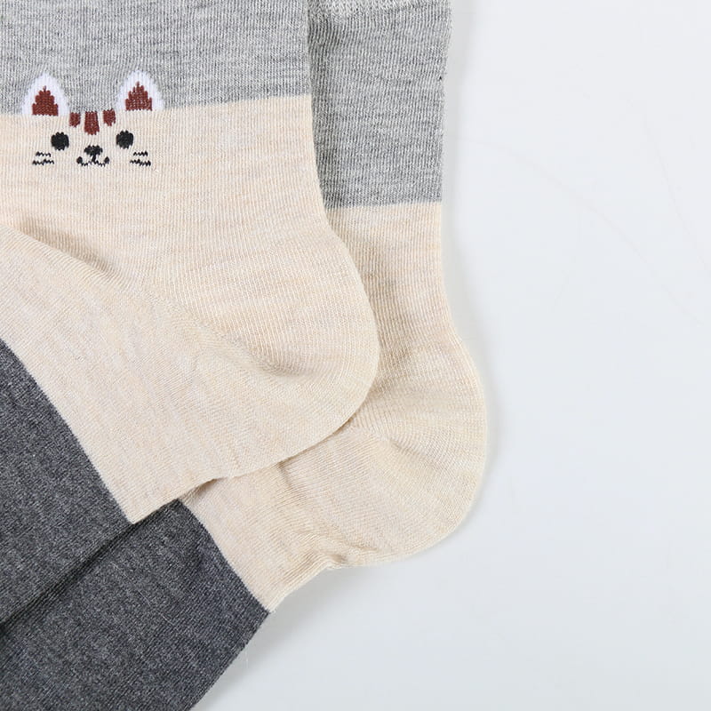 Chaussettes de dame super douces en jacquard de soie filée de chat de bande dessinée de mode