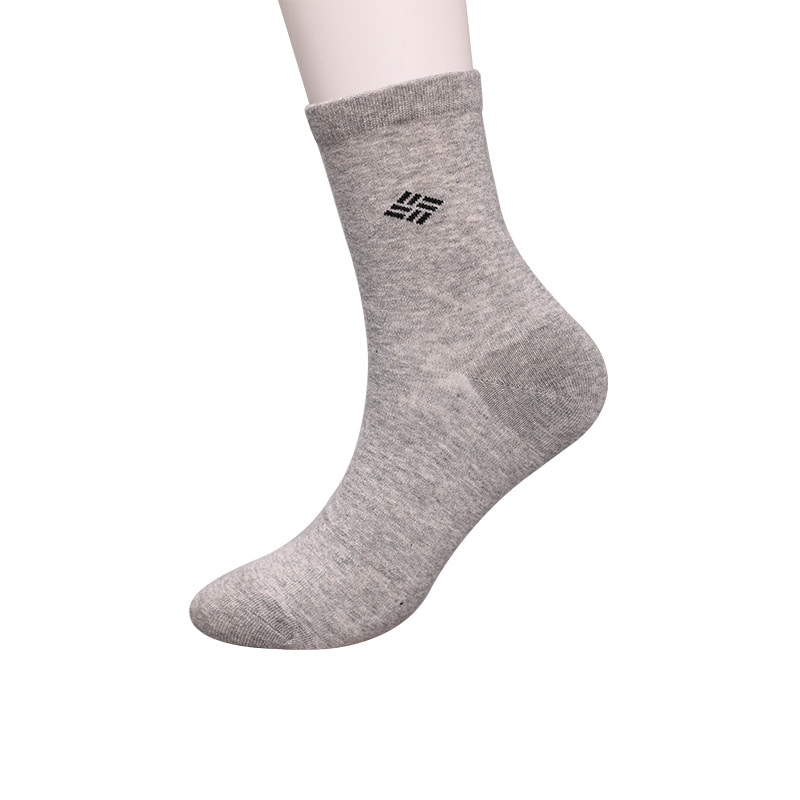Chaussettes en coton peigné enveloppé d'ammoniaque 98% fil de coton petit jacquard cousu à la main chaussettes pour hommes d'automne et d'hiver WSD2581