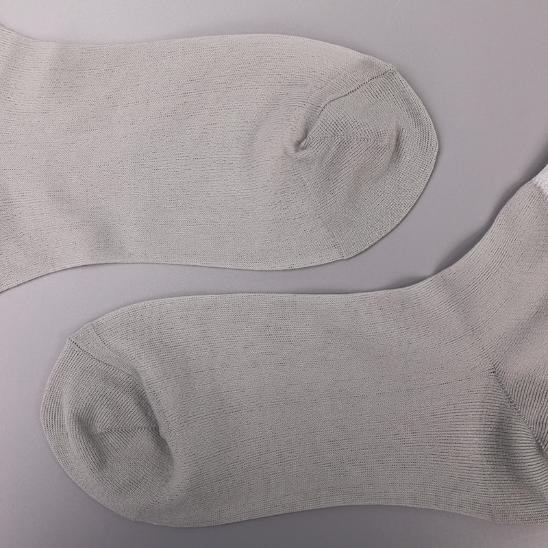 Chaussettes pour femmes en coton et soie en nylon transparent à la mode Chaussettes pour femmes en soie transparente en nylon superfin Chaussettes pour femmes en soie cristal WSD1946