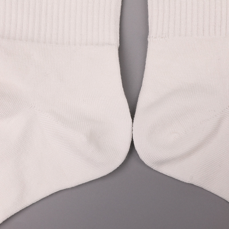 Nylon de soie filé doux recouvert d'ammoniaque 2 bandes horizontales et chaussettes femme renforcées cousues main WSD1536