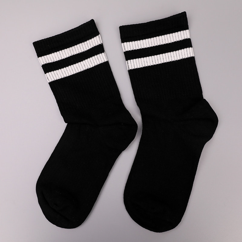 Nylon de soie filé doux recouvert d'ammoniaque 2 bandes horizontales et chaussettes femme renforcées cousues main WSD1536