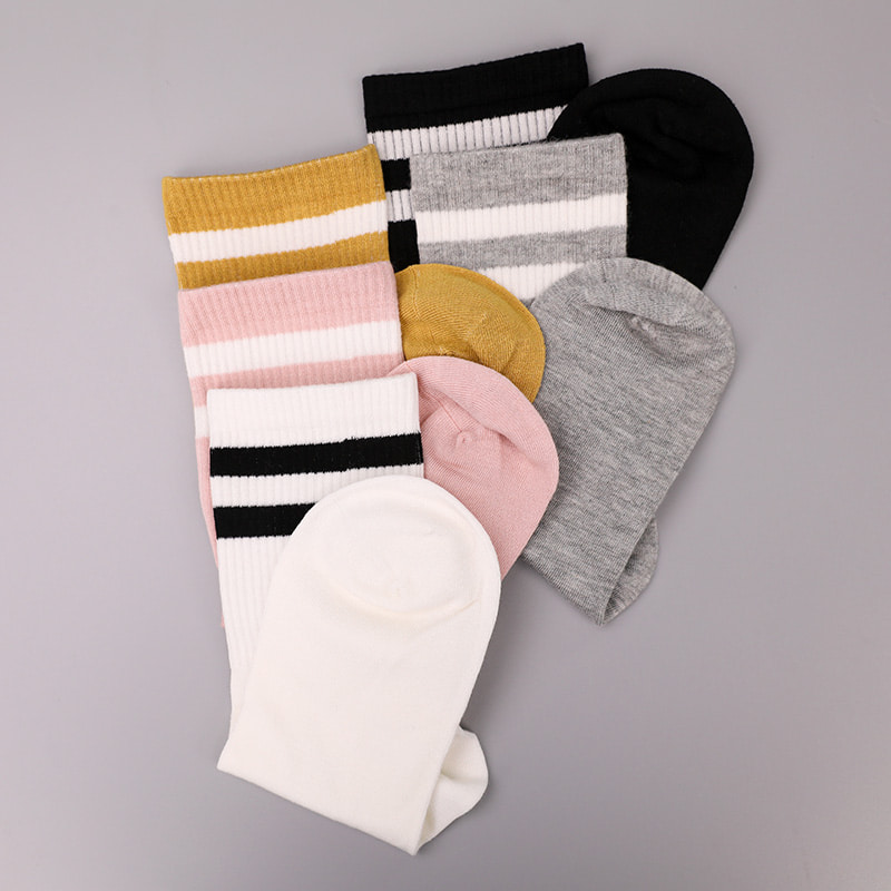 Nylon de soie filé doux recouvert d'ammoniaque 2 bandes horizontales et chaussettes femme renforcées cousues main WSD1536
