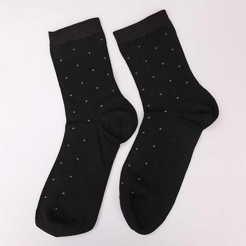 Nylon de soie filé doux enveloppé d'ammoniac, chaussettes jacquard à petits points invisibles en forme de diamant cousues à la main pour hommes épais d'hiver WSD2851