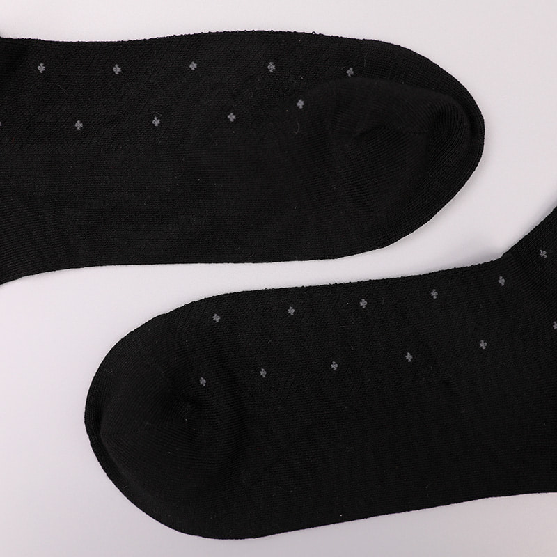 Nylon de soie filé doux enveloppé d'ammoniac, chaussettes jacquard à petits points invisibles en forme de diamant cousues à la main pour hommes épais d'hiver WSD2851