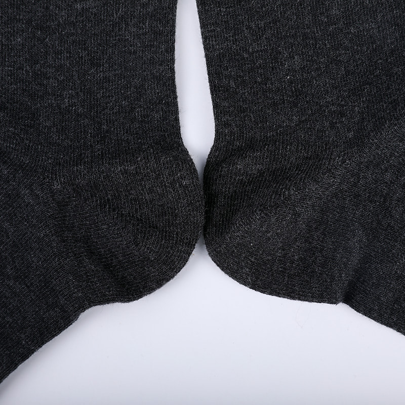 Chaussettes en coton peigné enveloppé d'ammoniaque 98% fil de coton petit jacquard cousu à la main chaussettes pour hommes d'automne et d'hiver WSD2581