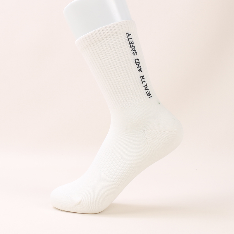 Chaussettes de Sport en coton peigné pour femmes, vente en gros, qualité, mode, liaison à la main, lettres d'équipage