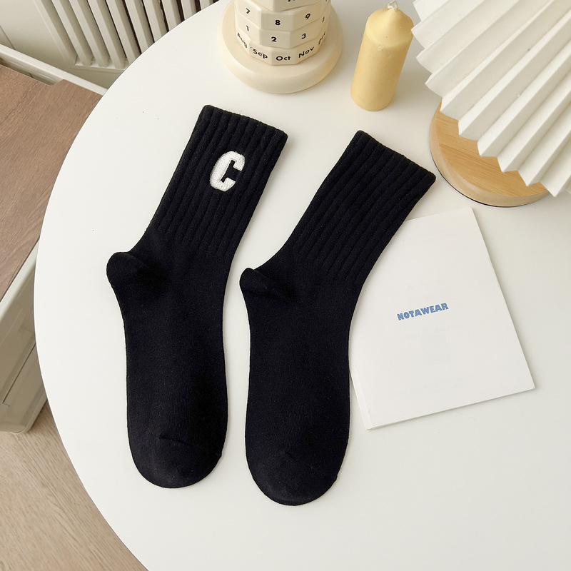 Chaussettes de Sport en coton de haute qualité, couleur unie, lettres P, Style collégial, pour hommes, Logo personnalisé