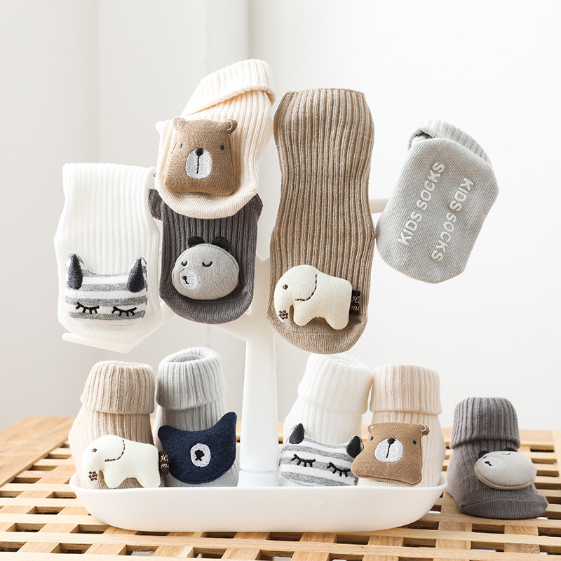 Poupée tridimensionnelle pour nouveau-né, chaussettes pour bébé, distribution de chaussettes antidérapantes, sol pour enfants